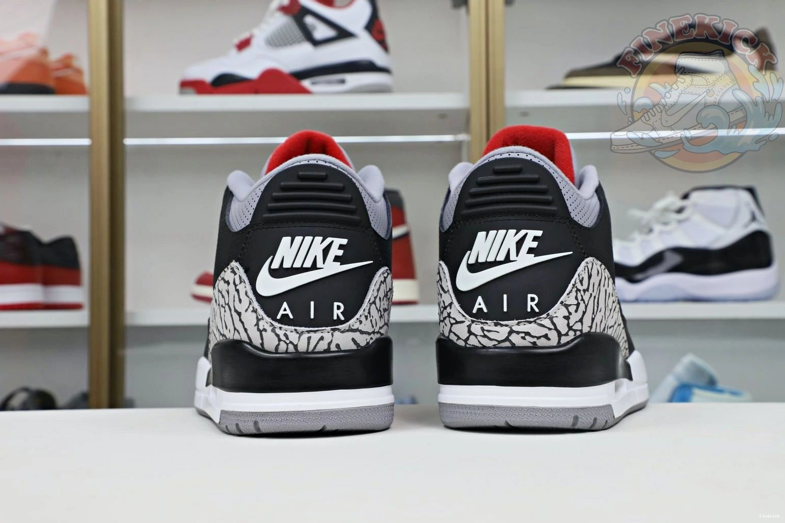 2018（854262-001）  Jordan retro 3 Jordan Air blackcement 0820